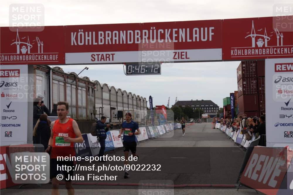 03.10.2025 - Köhlbrandbrückenlauf Julia Fischer http://msf.ph/oto/9022232 03.10.2025 15:46:13 Ziel 7003, 9130, 9720 meine-sportfotos.de