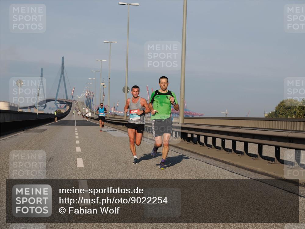 03.10.2025 - Köhlbrandbrückenlauf Fabian Wolf http://msf.ph/oto/9022254 03.10.2025 09:37:40 Position 3  meine-sportfotos.de