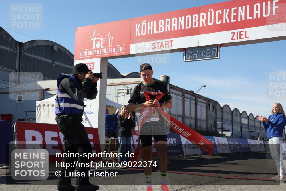 03.10.2025 - Köhlbrandbrückenlauf Luisa Fischer http://msf.ph/oto/9022374 03.10.2025 12:41:58 Ziel 6099 meine-sportfotos.de