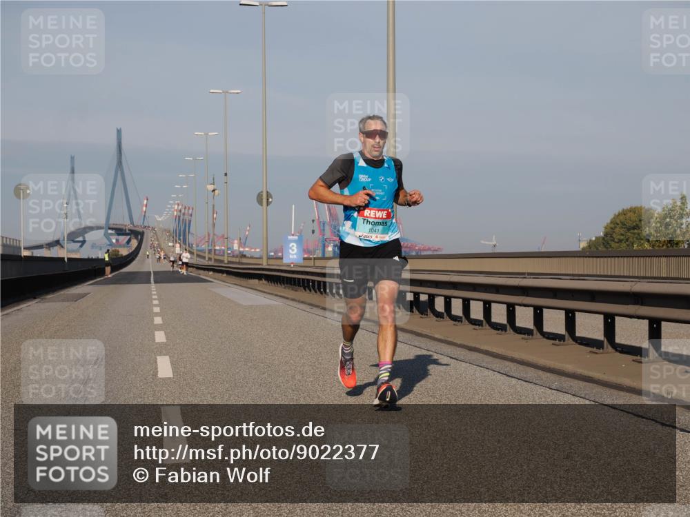 03.10.2025 - Köhlbrandbrückenlauf Fabian Wolf http://msf.ph/oto/9022377 03.10.2025 09:37:48 Position 3 1041 meine-sportfotos.de