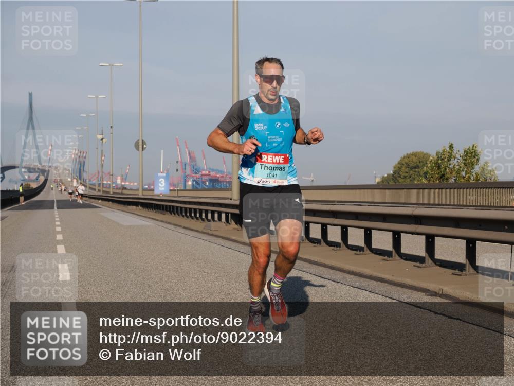 03.10.2025 - Köhlbrandbrückenlauf Fabian Wolf http://msf.ph/oto/9022394 03.10.2025 09:37:49 Position 3 1041 meine-sportfotos.de