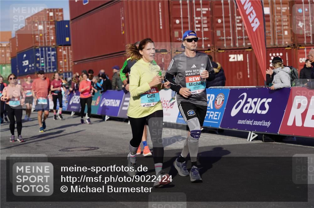03.10.2025 - Köhlbrandbrückenlauf Michael Burmester http://msf.ph/oto/9022424 03.10.2025 10:24:22 Ziel 1345, 1433, 1683, 1697, 1717, 1762, 1987, 2045, 2169, 2173, 2187, 2234, 2680, 2847, 2848, 3038, 3042, 3240, 3523, 3620, 3759 meine-sportfotos.de