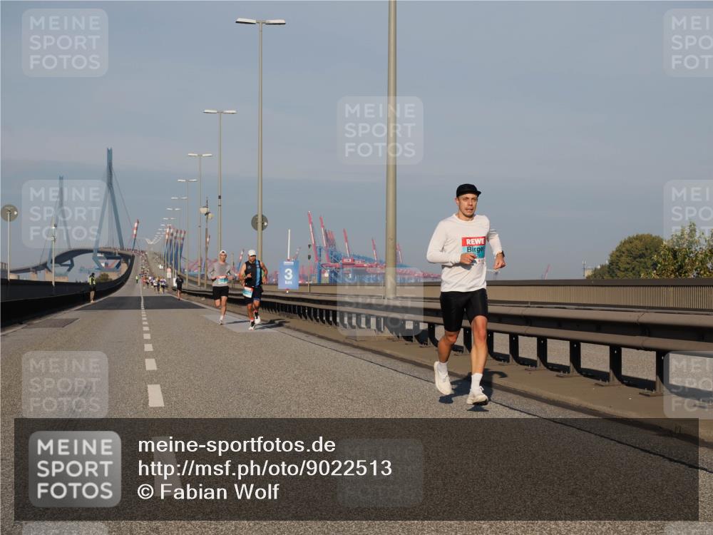 03.10.2025 - Köhlbrandbrückenlauf Fabian Wolf http://msf.ph/oto/9022513 03.10.2025 09:38:11 Position 3  meine-sportfotos.de