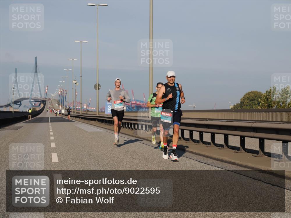 03.10.2025 - Köhlbrandbrückenlauf Fabian Wolf http://msf.ph/oto/9022595 03.10.2025 09:38:16 Position 3 3463 meine-sportfotos.de