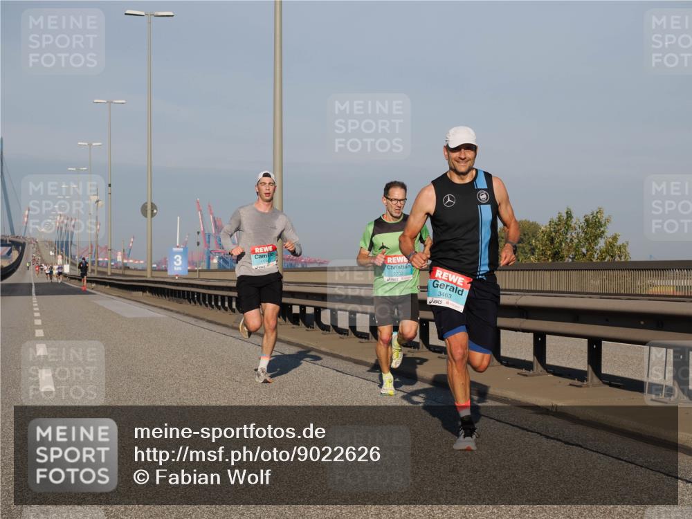 03.10.2025 - Köhlbrandbrückenlauf Fabian Wolf http://msf.ph/oto/9022626 03.10.2025 09:38:18 Position 3 3, 2702, 3463 meine-sportfotos.de