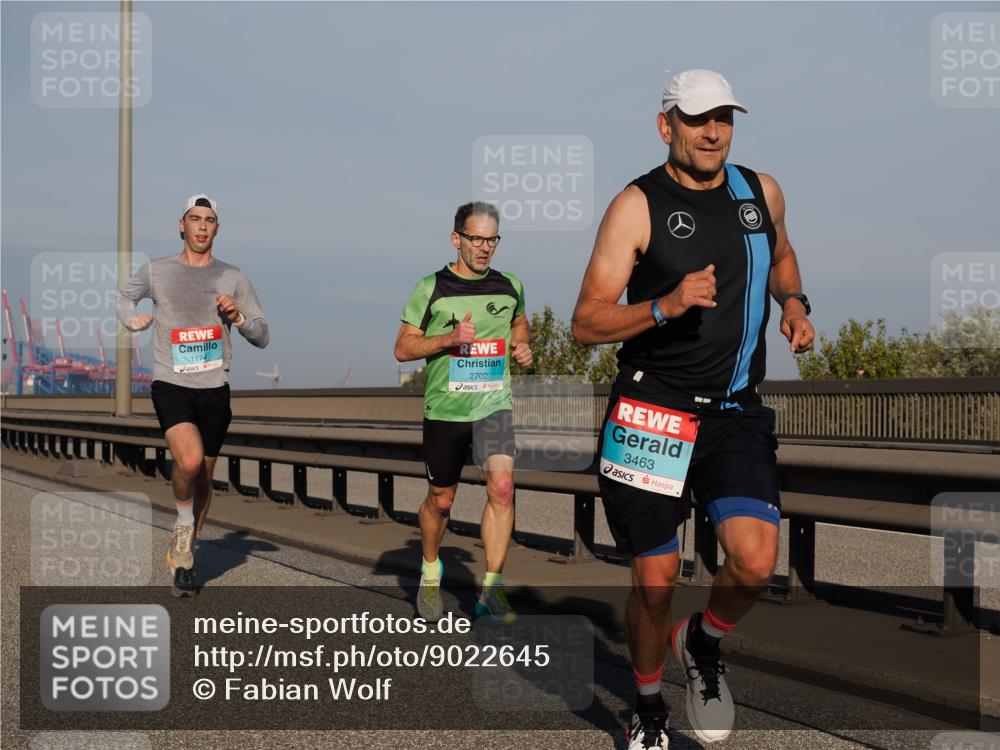 03.10.2025 - Köhlbrandbrückenlauf Fabian Wolf http://msf.ph/oto/9022645 03.10.2025 09:38:18 Position 3 1174, 2702, 3463 meine-sportfotos.de
