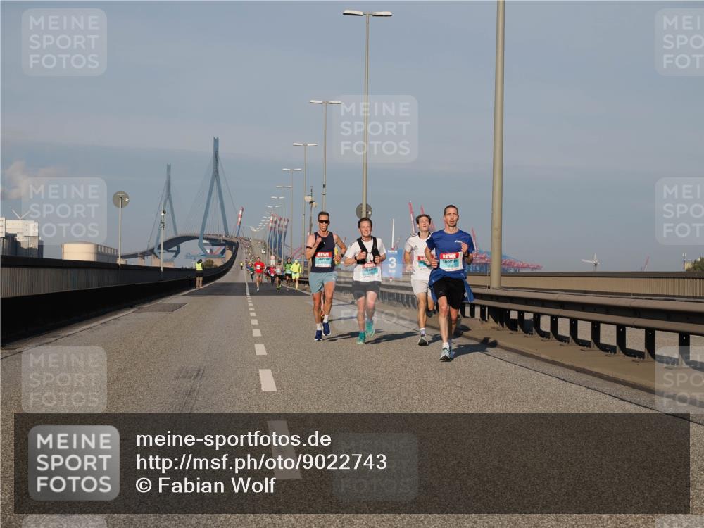03.10.2025 - Köhlbrandbrückenlauf Fabian Wolf http://msf.ph/oto/9022743 03.10.2025 09:38:51 Position 3 3 meine-sportfotos.de