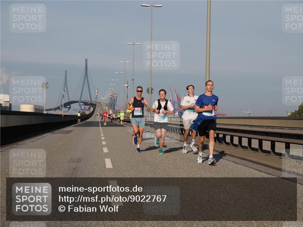 03.10.2025 - Köhlbrandbrückenlauf Fabian Wolf http://msf.ph/oto/9022767 03.10.2025 09:38:52 Position 3  meine-sportfotos.de