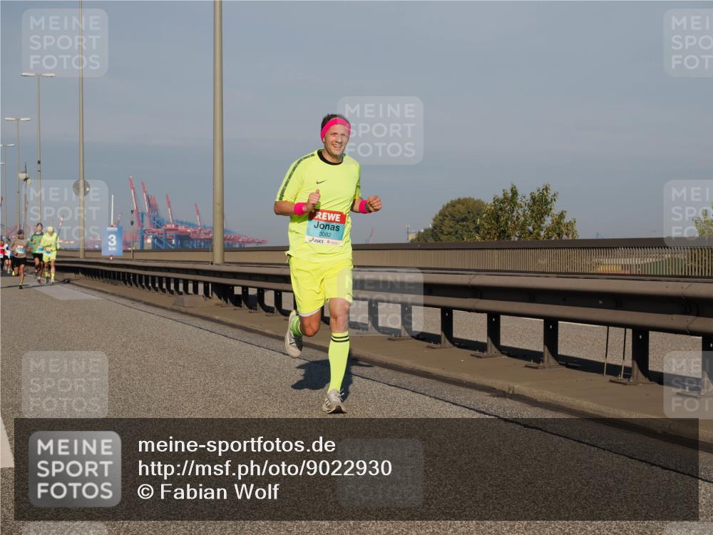 03.10.2025 - Köhlbrandbrückenlauf Fabian Wolf http://msf.ph/oto/9022930 03.10.2025 09:39:01 Position 3 3, 3082 meine-sportfotos.de