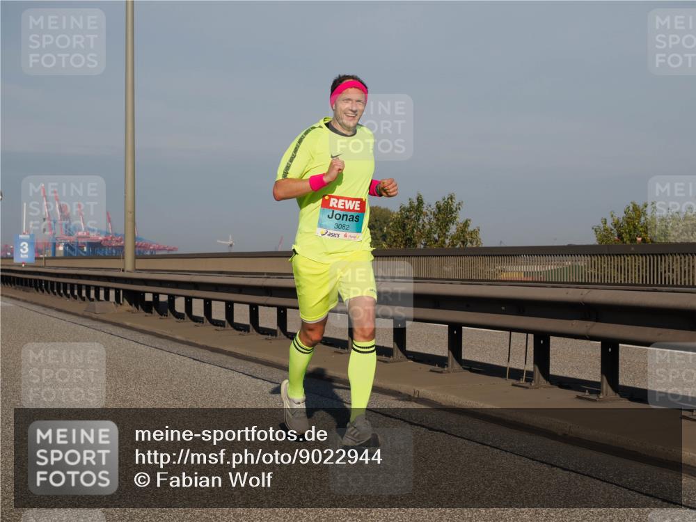 03.10.2025 - Köhlbrandbrückenlauf Fabian Wolf http://msf.ph/oto/9022944 03.10.2025 09:39:01 Position 3 3, 3082 meine-sportfotos.de