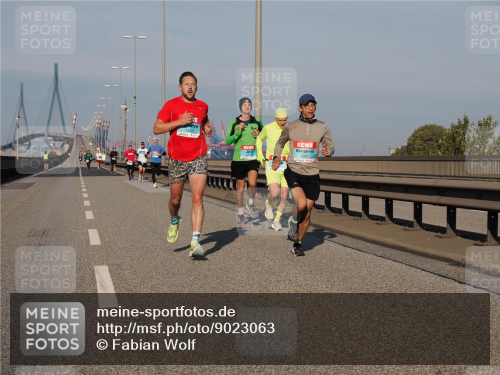 03.10.2025 - Köhlbrandbrückenlauf Fabian Wolf http://msf.ph/oto/9023063 03.10.2025 09:39:09 Position 3 2402, 1007 meine-sportfotos.de