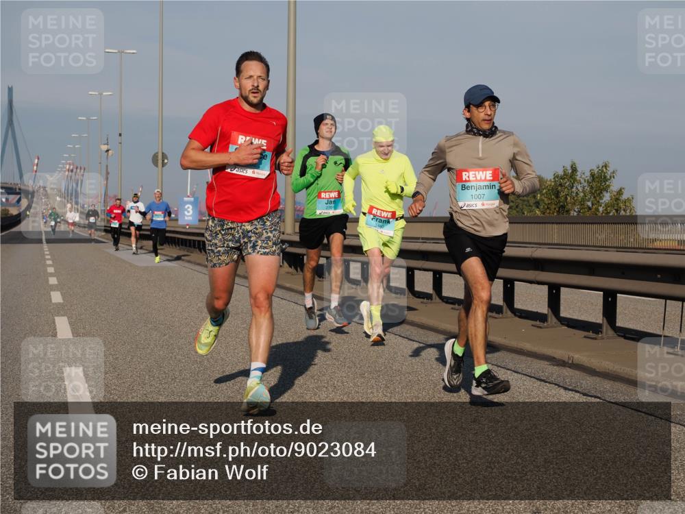 03.10.2025 - Köhlbrandbrückenlauf Fabian Wolf http://msf.ph/oto/9023084 03.10.2025 09:39:10 Position 3 3, 2701, 3460, 1007 meine-sportfotos.de