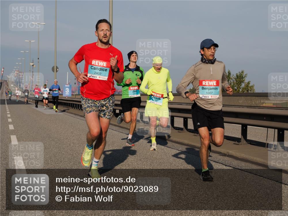 03.10.2025 - Köhlbrandbrückenlauf Fabian Wolf http://msf.ph/oto/9023089 03.10.2025 09:39:10 Position 3 3, 2402, 2701, 3460, 1007 meine-sportfotos.de
