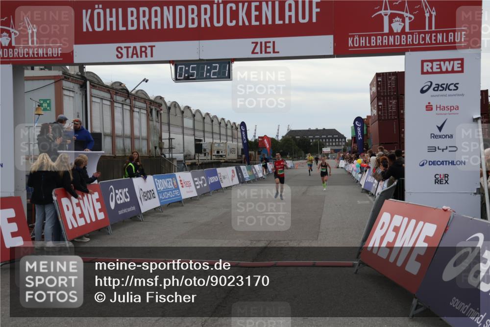 03.10.2025 - Köhlbrandbrückenlauf Julia Fischer http://msf.ph/oto/9023170 03.10.2025 15:51:21 Ziel 7250, 9564 meine-sportfotos.de