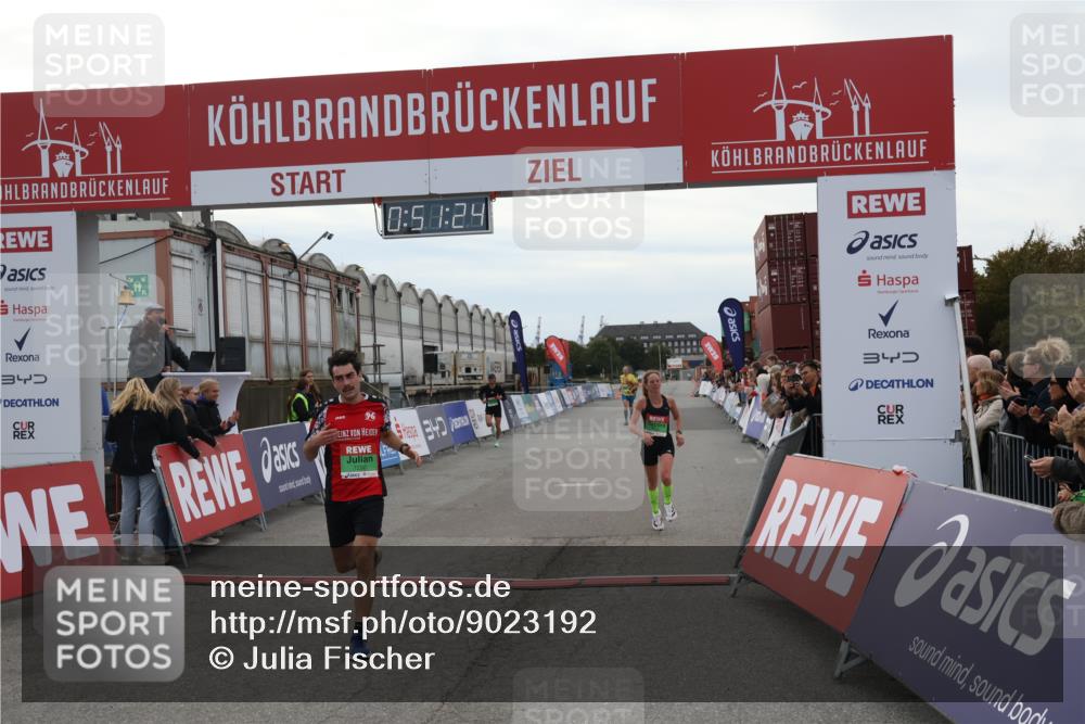03.10.2025 - Köhlbrandbrückenlauf Julia Fischer http://msf.ph/oto/9023192 03.10.2025 15:51:24 Ziel 7050, 7250, 9564 meine-sportfotos.de