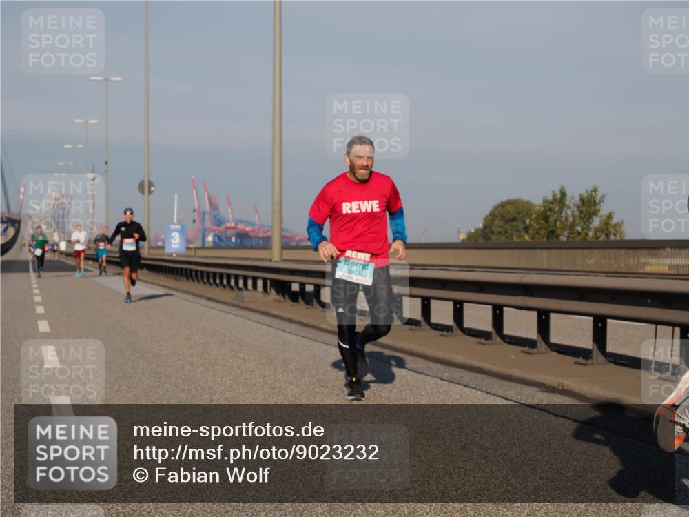 03.10.2025 - Köhlbrandbrückenlauf Fabian Wolf http://msf.ph/oto/9023232 03.10.2025 09:39:20 Position 3 3, 3401 meine-sportfotos.de