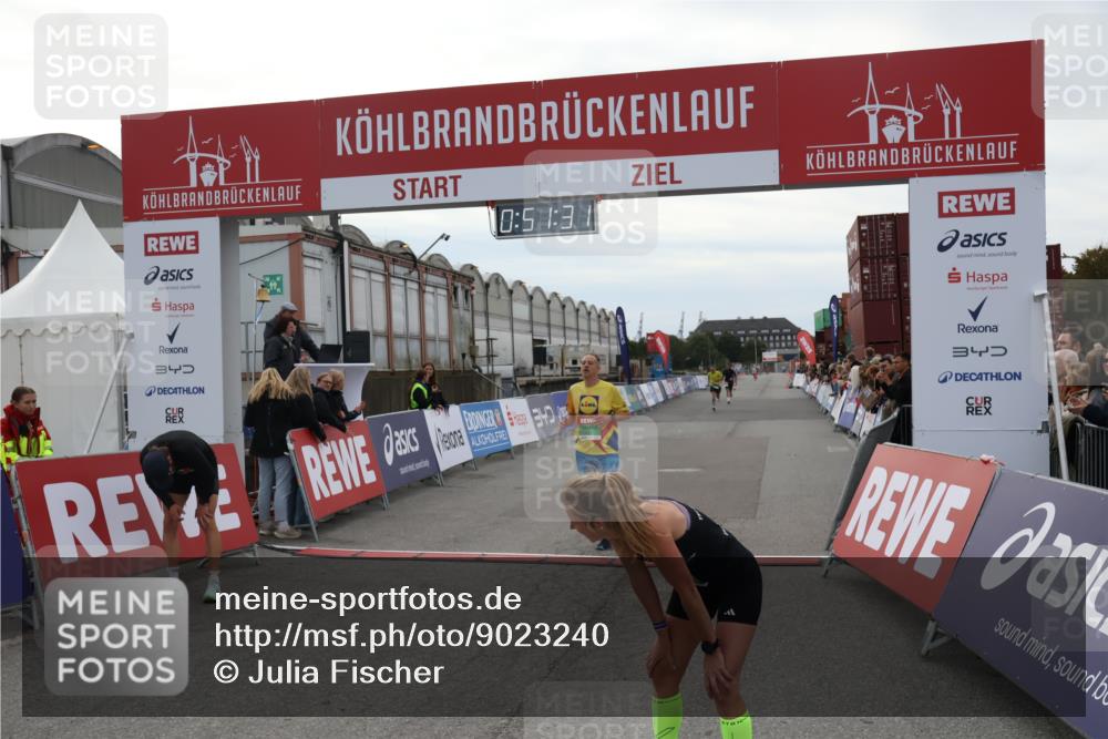 03.10.2025 - Köhlbrandbrückenlauf Julia Fischer http://msf.ph/oto/9023240 03.10.2025 15:51:31 Ziel 7050, 7210, 7250, 8861, 9564 meine-sportfotos.de