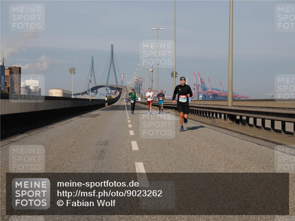 03.10.2025 - Köhlbrandbrückenlauf Fabian Wolf http://msf.ph/oto/9023262 03.10.2025 09:39:22 Position 3  meine-sportfotos.de