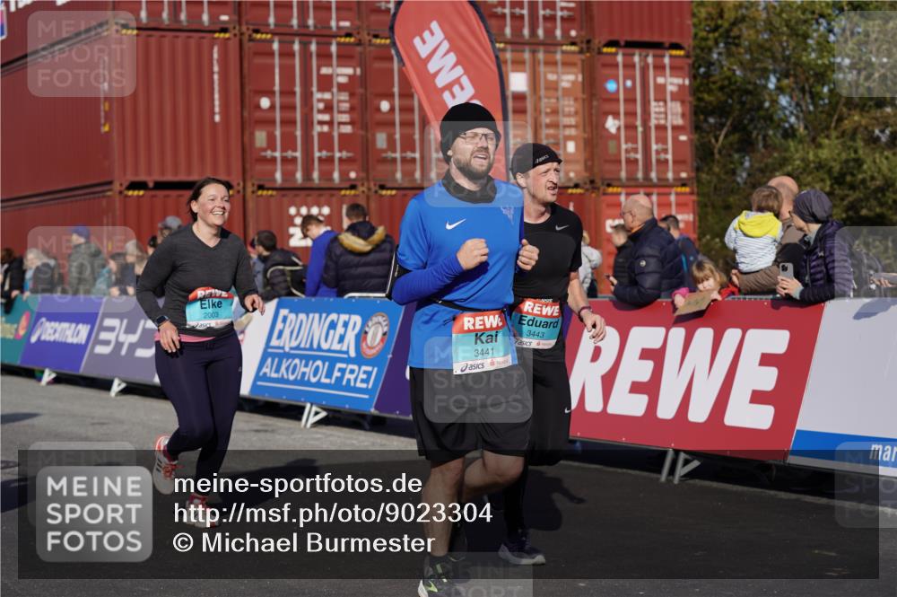 03.10.2025 - Köhlbrandbrückenlauf Michael Burmester http://msf.ph/oto/9023304 03.10.2025 10:25:35 Ziel 1652, 1653, 1948, 1950, 1998, 2002, 2003, 2244, 2245, 2251, 2489, 2787, 3441, 3443 meine-sportfotos.de
