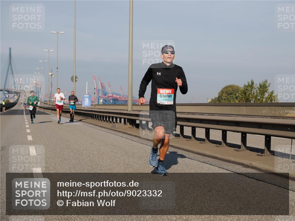03.10.2025 - Köhlbrandbrückenlauf Fabian Wolf http://msf.ph/oto/9023332 03.10.2025 09:39:25 Position 3 3, 1034 meine-sportfotos.de