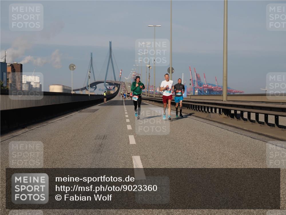 03.10.2025 - Köhlbrandbrückenlauf Fabian Wolf http://msf.ph/oto/9023360 03.10.2025 09:39:28 Position 3  meine-sportfotos.de