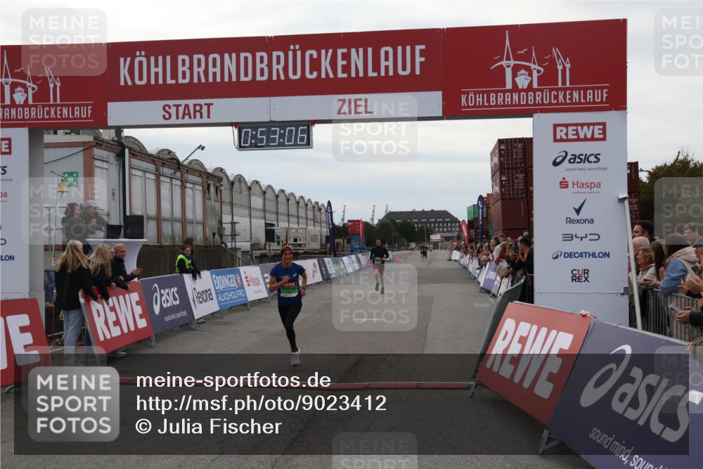 03.10.2025 - Köhlbrandbrückenlauf Julia Fischer http://msf.ph/oto/9023412 03.10.2025 15:53:06 Ziel 9461, 9591 meine-sportfotos.de