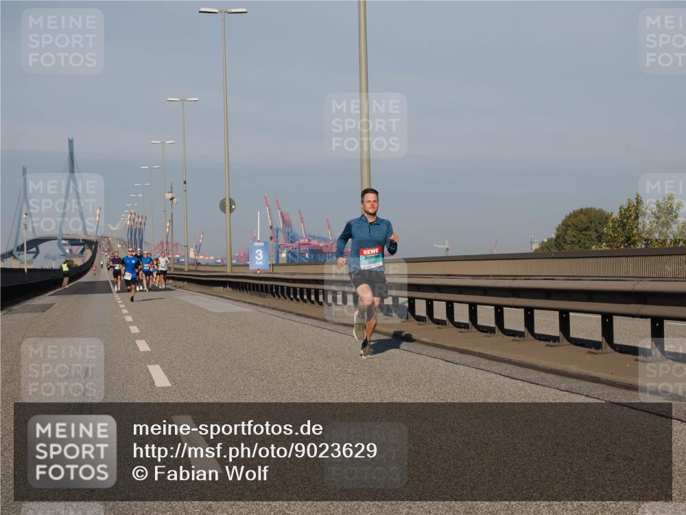 03.10.2025 - Köhlbrandbrückenlauf Fabian Wolf http://msf.ph/oto/9023629 03.10.2025 09:39:48 Position 3 3350 meine-sportfotos.de