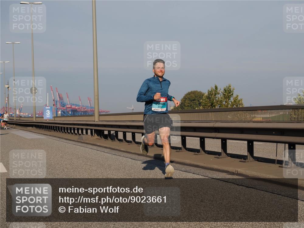 03.10.2025 - Köhlbrandbrückenlauf Fabian Wolf http://msf.ph/oto/9023661 03.10.2025 09:39:49 Position 3 3350, 0000800008884 meine-sportfotos.de