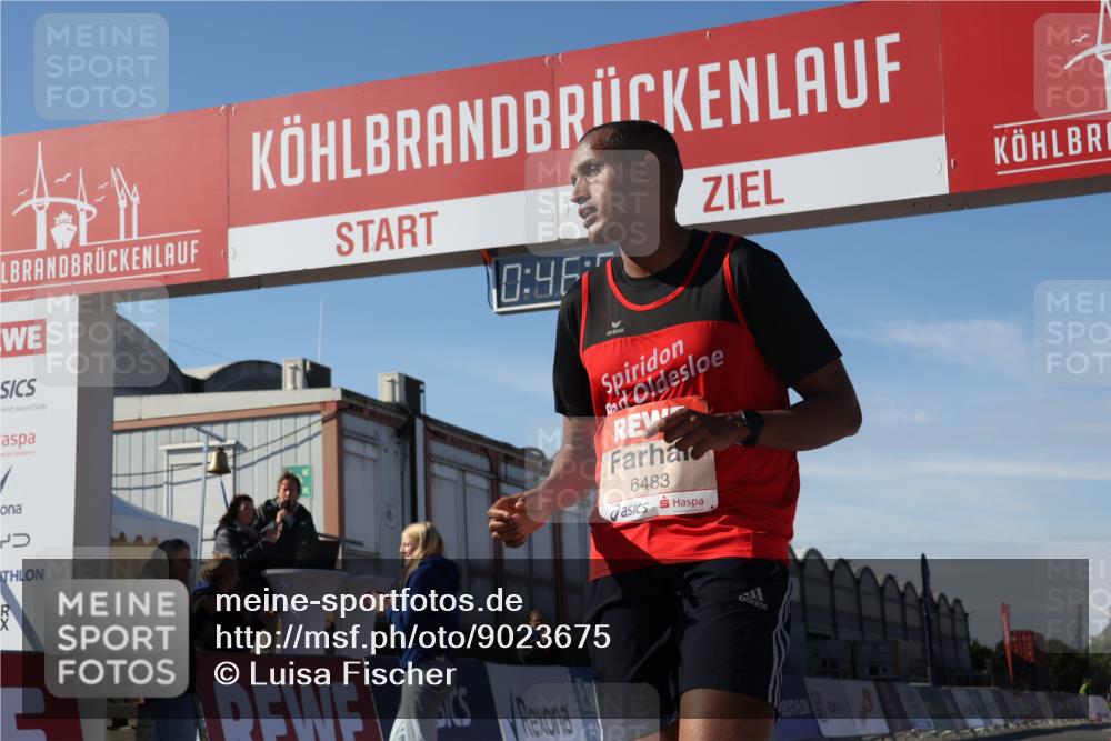 03.10.2025 - Köhlbrandbrückenlauf Luisa Fischer http://msf.ph/oto/9023675 03.10.2025 12:46:54 Ziel 6483, 6516, 6740 meine-sportfotos.de