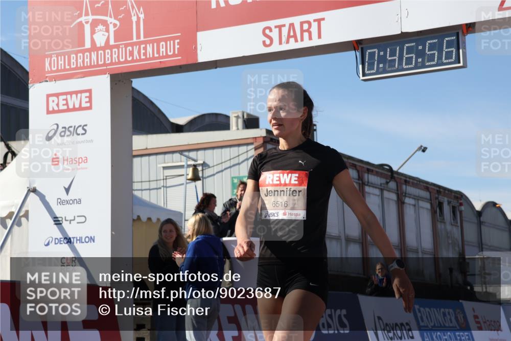 03.10.2025 - Köhlbrandbrückenlauf Luisa Fischer http://msf.ph/oto/9023687 03.10.2025 12:46:55 Ziel 6483, 6516, 6740 meine-sportfotos.de