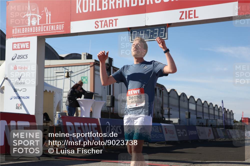 03.10.2025 - Köhlbrandbrückenlauf Luisa Fischer http://msf.ph/oto/9023738 03.10.2025 12:47:31 Ziel 6638 meine-sportfotos.de
