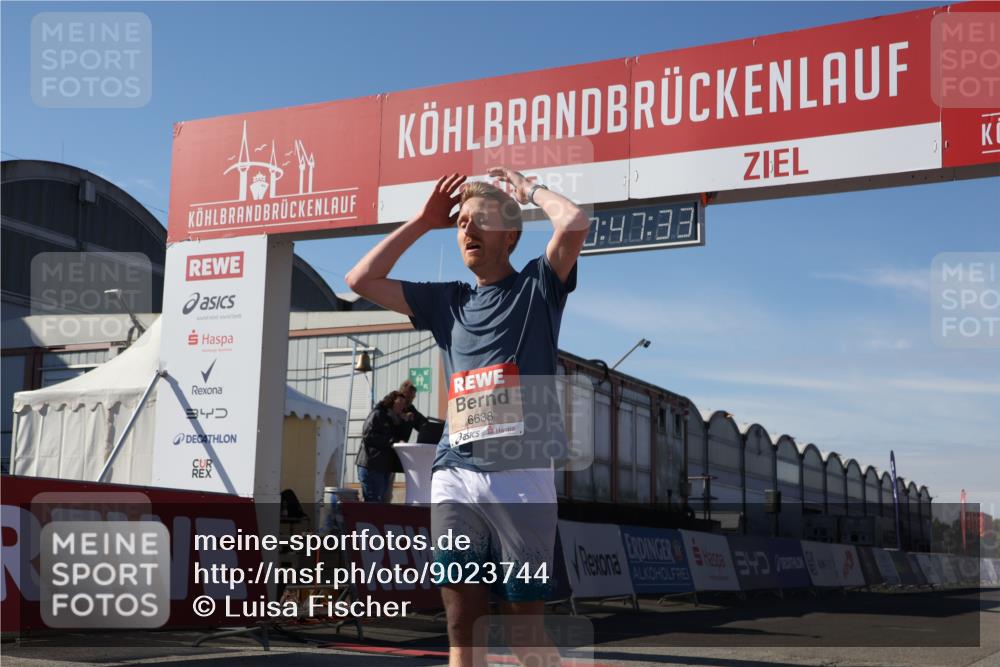 03.10.2025 - Köhlbrandbrückenlauf Luisa Fischer http://msf.ph/oto/9023744 03.10.2025 12:47:32 Ziel 6638 meine-sportfotos.de