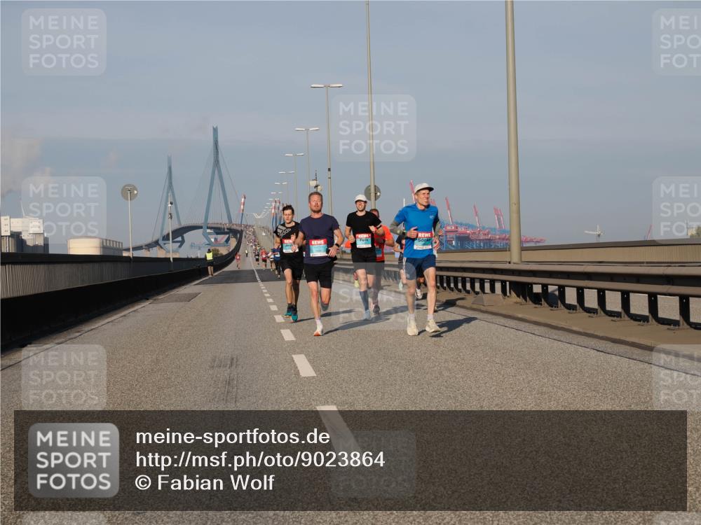 03.10.2025 - Köhlbrandbrückenlauf Fabian Wolf http://msf.ph/oto/9023864 03.10.2025 09:40:01 Position 3  meine-sportfotos.de