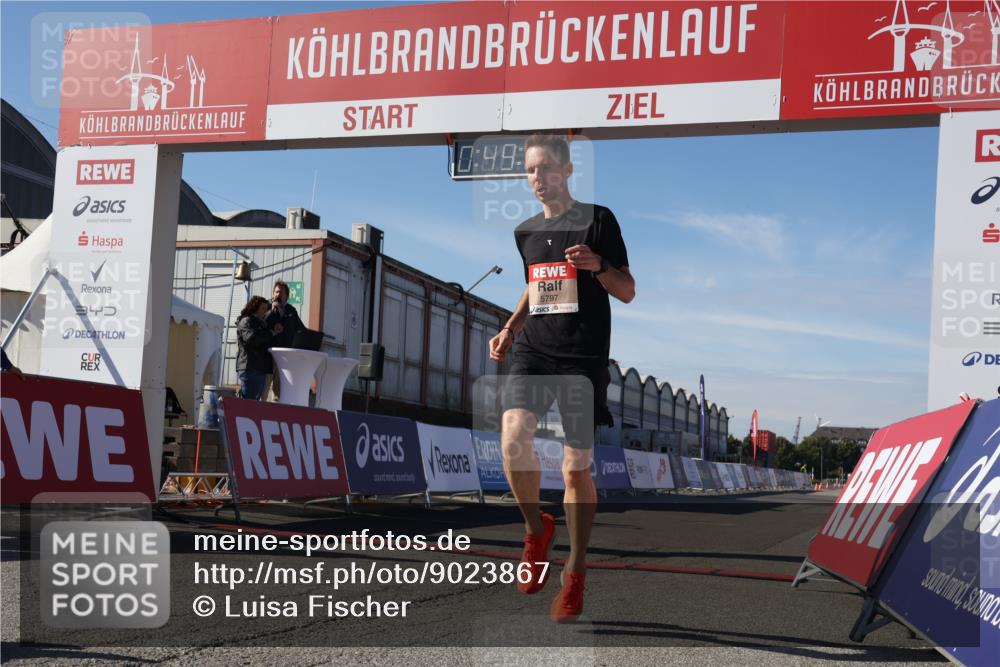 03.10.2025 - Köhlbrandbrückenlauf Luisa Fischer http://msf.ph/oto/9023867 03.10.2025 12:49:00 Ziel 5797, 6240 meine-sportfotos.de