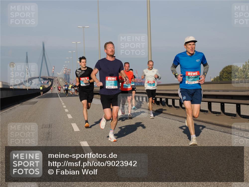 03.10.2025 - Köhlbrandbrückenlauf Fabian Wolf http://msf.ph/oto/9023942 03.10.2025 09:40:03 Position 3 3809, 3248 meine-sportfotos.de