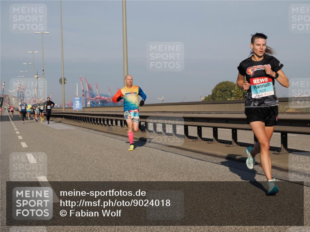 03.10.2025 - Köhlbrandbrückenlauf Fabian Wolf http://msf.ph/oto/9024018 03.10.2025 09:40:07 Position 3 3, 3008 meine-sportfotos.de