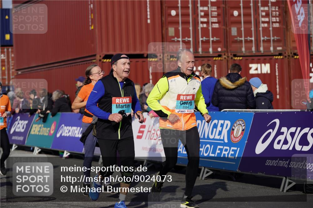03.10.2025 - Köhlbrandbrückenlauf Michael Burmester http://msf.ph/oto/9024073 03.10.2025 10:26:36 Ziel 1425, 1436, 1509, 1756, 1840, 1996, 2004, 2005, 2050, 2219, 2259, 2551, 2574, 2952, 3105, 3110, 3163, 3787 meine-sportfotos.de