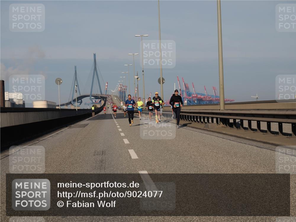 03.10.2025 - Köhlbrandbrückenlauf Fabian Wolf http://msf.ph/oto/9024077 03.10.2025 09:40:11 Position 3  meine-sportfotos.de