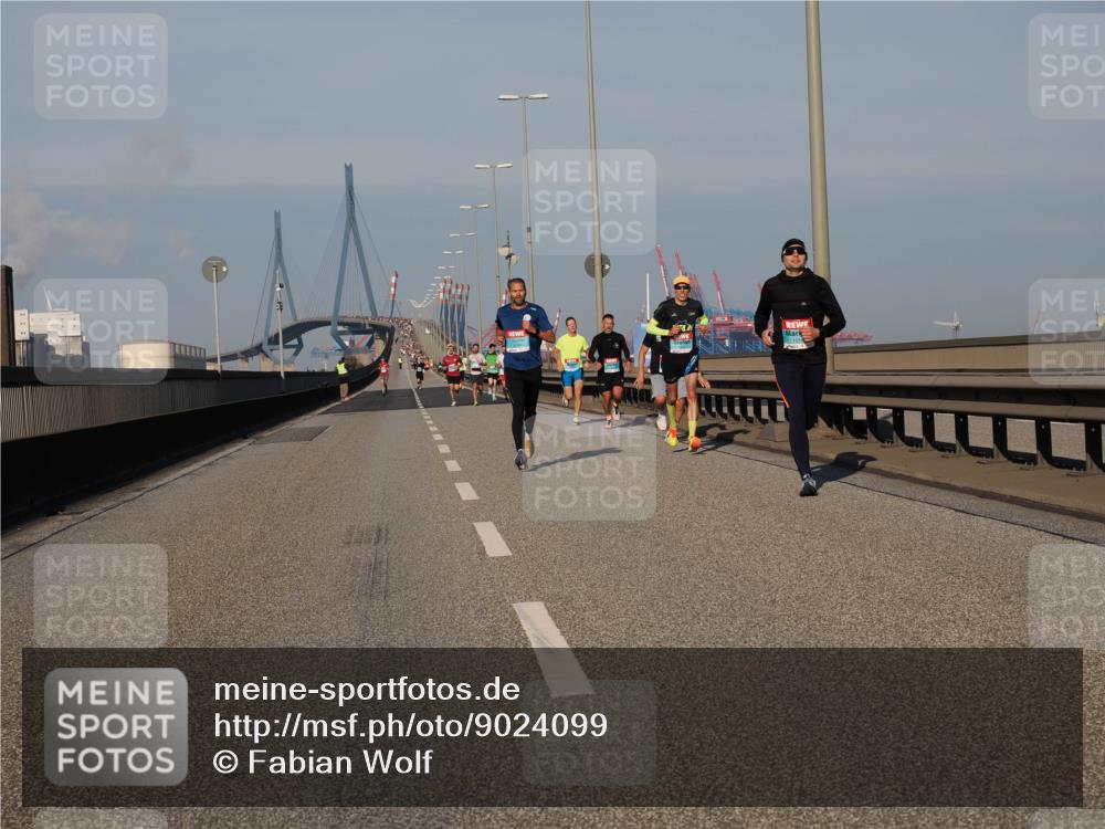 03.10.2025 - Köhlbrandbrückenlauf Fabian Wolf http://msf.ph/oto/9024099 03.10.2025 09:40:15 Position 3  meine-sportfotos.de