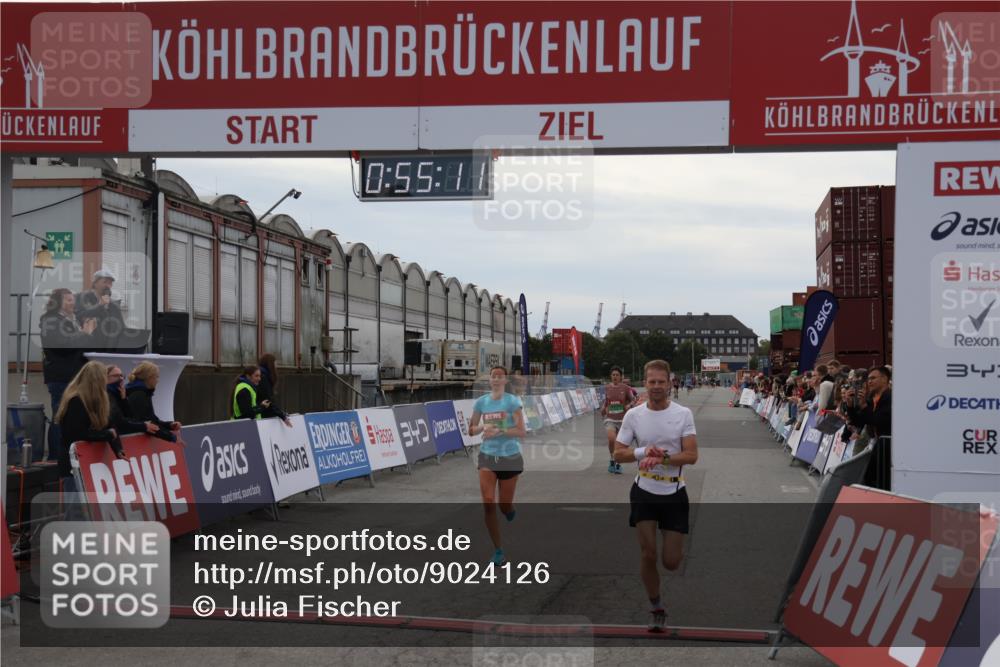 03.10.2025 - Köhlbrandbrückenlauf Julia Fischer http://msf.ph/oto/9024126 03.10.2025 15:55:11 Ziel 7010, 7040, 7053, 7100, 7597, 7898, 9594 meine-sportfotos.de
