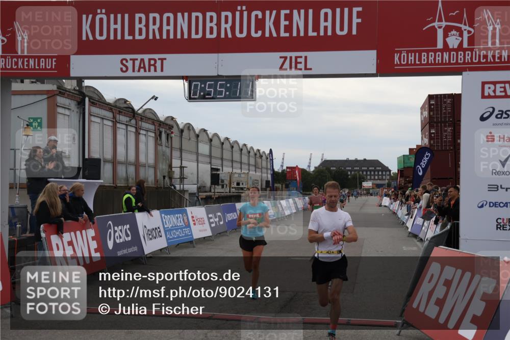 03.10.2025 - Köhlbrandbrückenlauf Julia Fischer http://msf.ph/oto/9024131 03.10.2025 15:55:11 Ziel 7010, 7040, 7053, 7100, 7597, 7898, 9594 meine-sportfotos.de