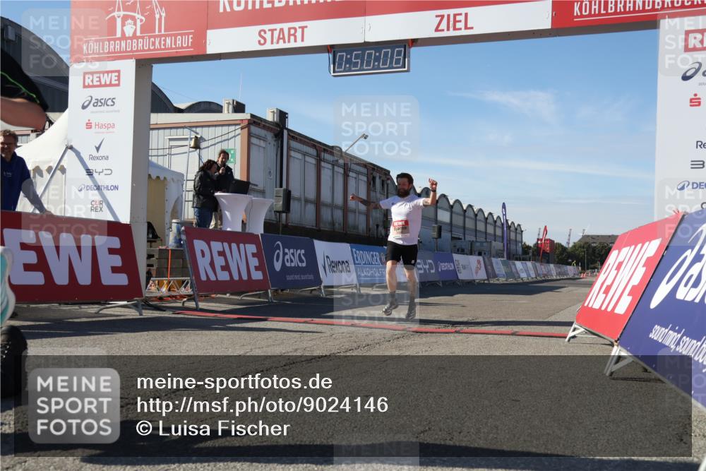 03.10.2025 - Köhlbrandbrückenlauf Luisa Fischer http://msf.ph/oto/9024146 03.10.2025 12:50:07 Ziel 4035, 6086 meine-sportfotos.de