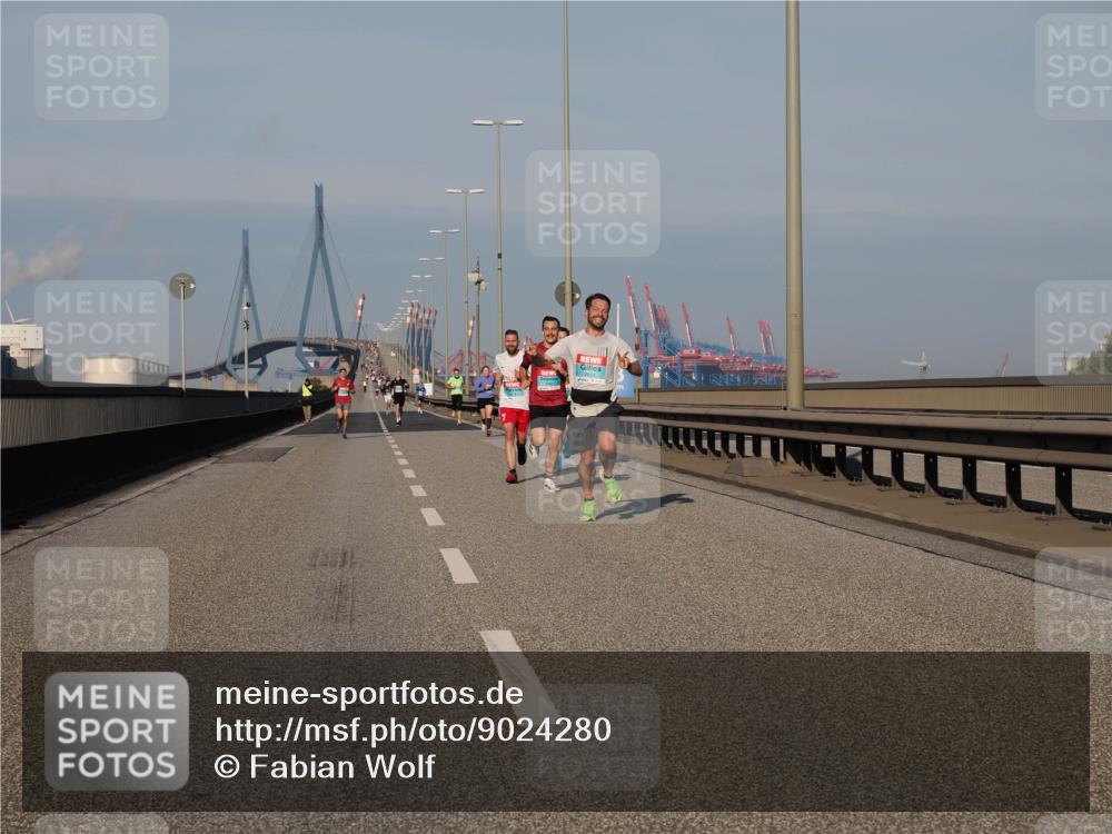 03.10.2025 - Köhlbrandbrückenlauf Fabian Wolf http://msf.ph/oto/9024280 03.10.2025 09:40:27 Position 3  meine-sportfotos.de