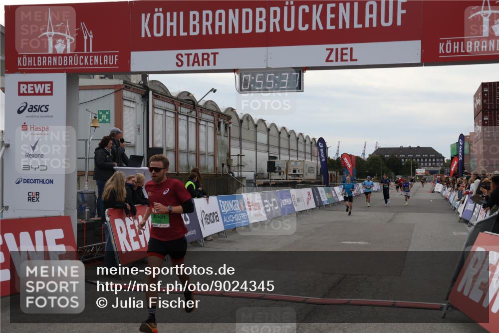 03.10.2025 - Köhlbrandbrückenlauf Julia Fischer http://msf.ph/oto/9024345 03.10.2025 15:55:37 Ziel 7030, 7067, 7575, 8993 meine-sportfotos.de
