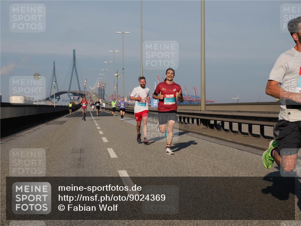 03.10.2025 - Köhlbrandbrückenlauf Fabian Wolf http://msf.ph/oto/9024369 03.10.2025 09:40:30 Position 3 2792 meine-sportfotos.de