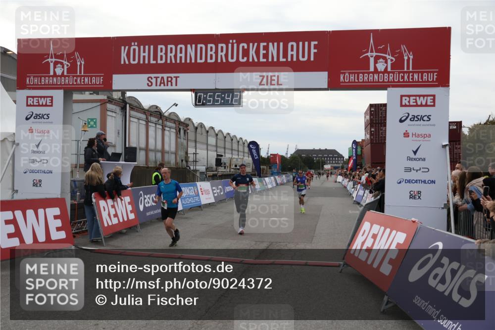 03.10.2025 - Köhlbrandbrückenlauf Julia Fischer http://msf.ph/oto/9024372 03.10.2025 15:55:42 Ziel 7030, 7067, 7575, 8594, 8942 meine-sportfotos.de