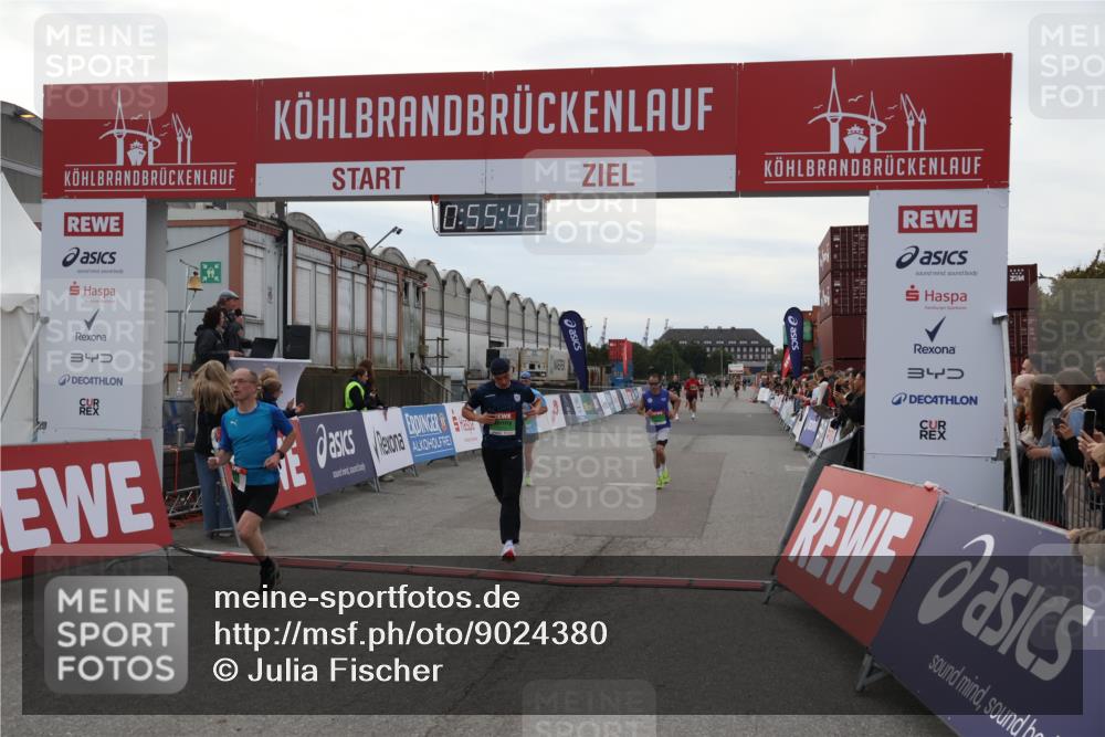 03.10.2025 - Köhlbrandbrückenlauf Julia Fischer http://msf.ph/oto/9024380 03.10.2025 15:55:43 Ziel 7030, 7067, 7286, 7575, 8594, 8942, 9743 meine-sportfotos.de