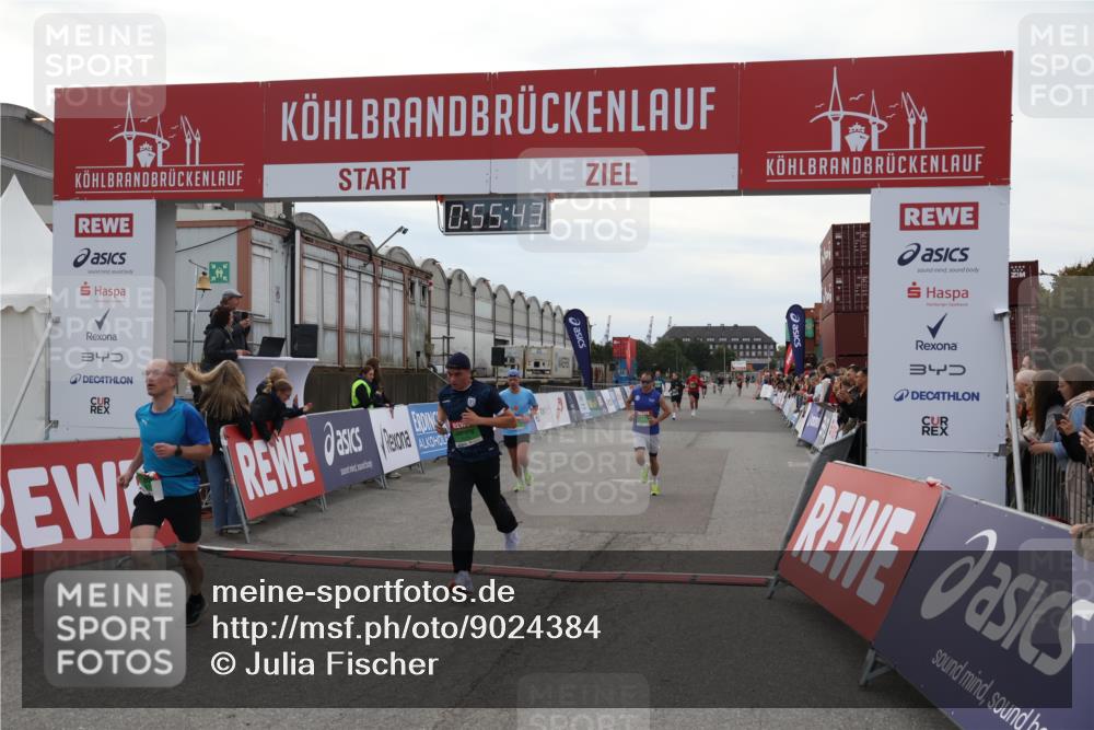 03.10.2025 - Köhlbrandbrückenlauf Julia Fischer http://msf.ph/oto/9024384 03.10.2025 15:55:43 Ziel 7030, 7067, 7286, 7575, 8594, 8942, 9743 meine-sportfotos.de