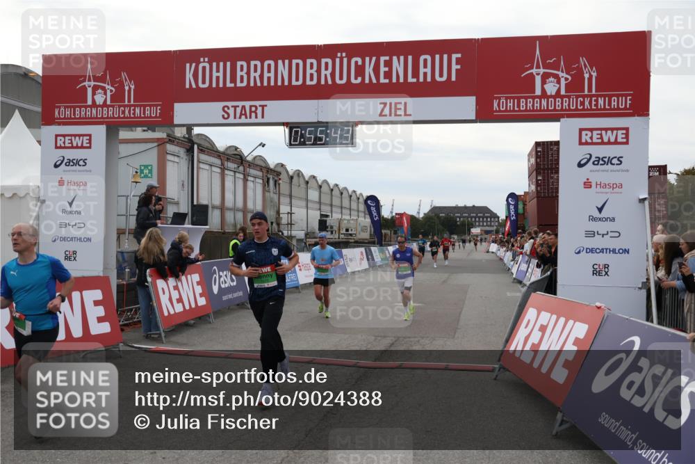 03.10.2025 - Köhlbrandbrückenlauf Julia Fischer http://msf.ph/oto/9024388 03.10.2025 15:55:43 Ziel 7030, 7067, 7286, 7575, 8594, 8942, 9743 meine-sportfotos.de