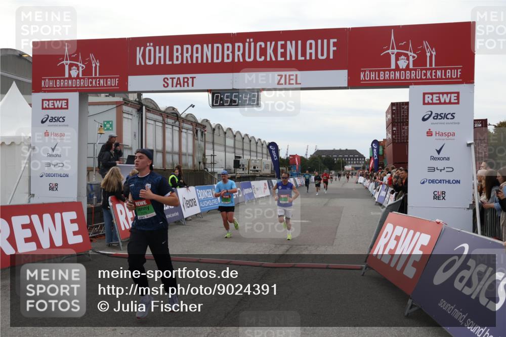 03.10.2025 - Köhlbrandbrückenlauf Julia Fischer http://msf.ph/oto/9024391 03.10.2025 15:55:44 Ziel 7030, 7043, 7067, 7286, 7575, 8594, 8942, 9743 meine-sportfotos.de